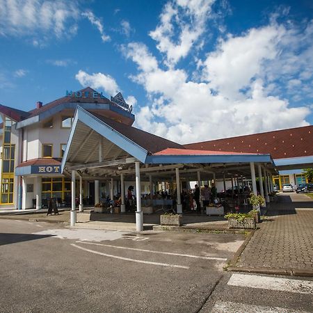 Hotel Dravograd 外观 照片